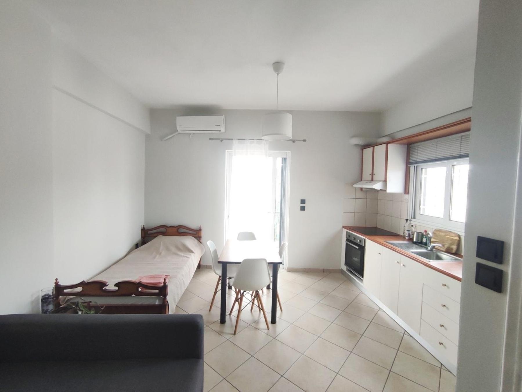 Peroulia Apartments Kómboi Eksteriør billede
