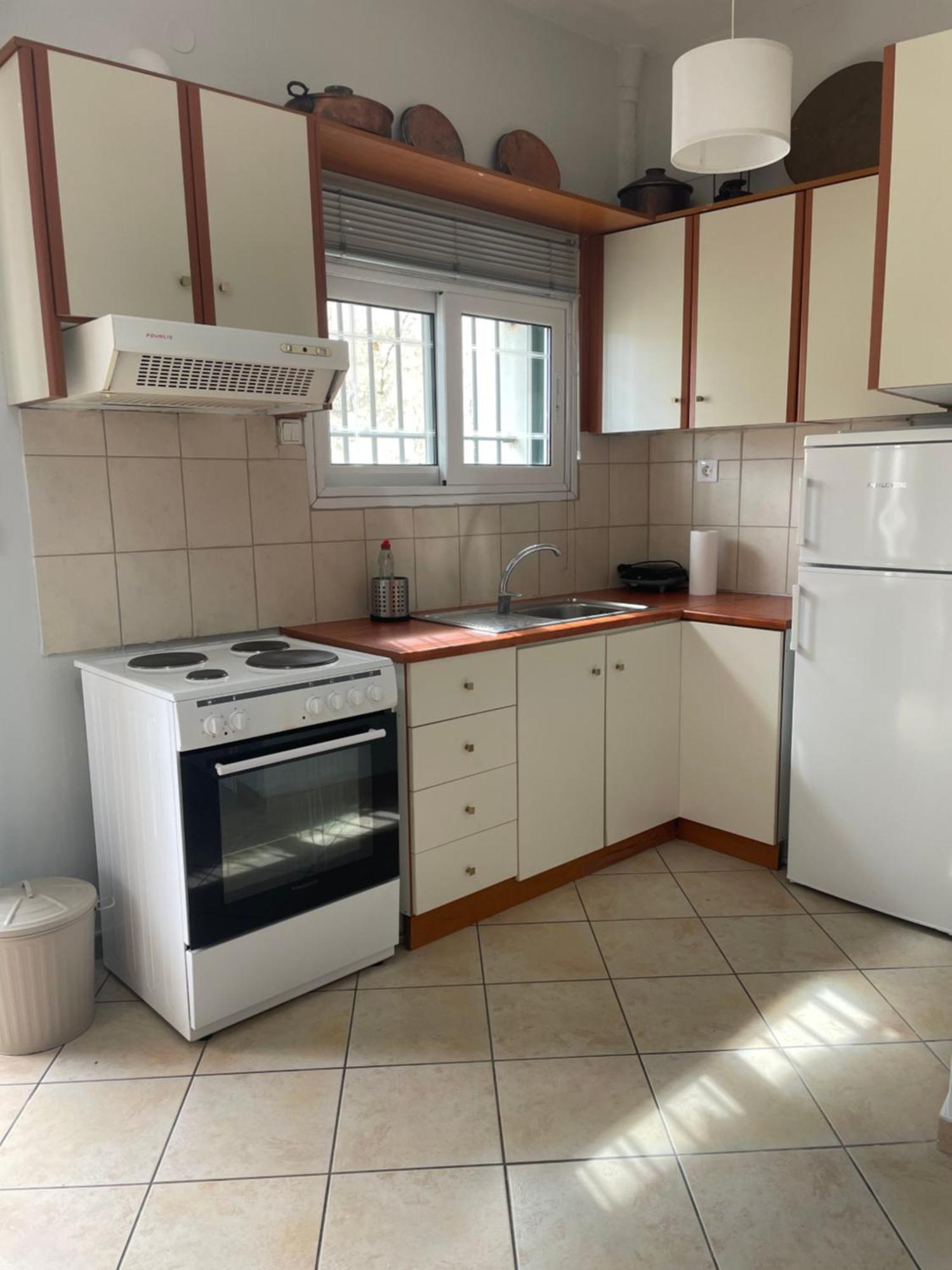 Peroulia Apartments Kómboi Eksteriør billede